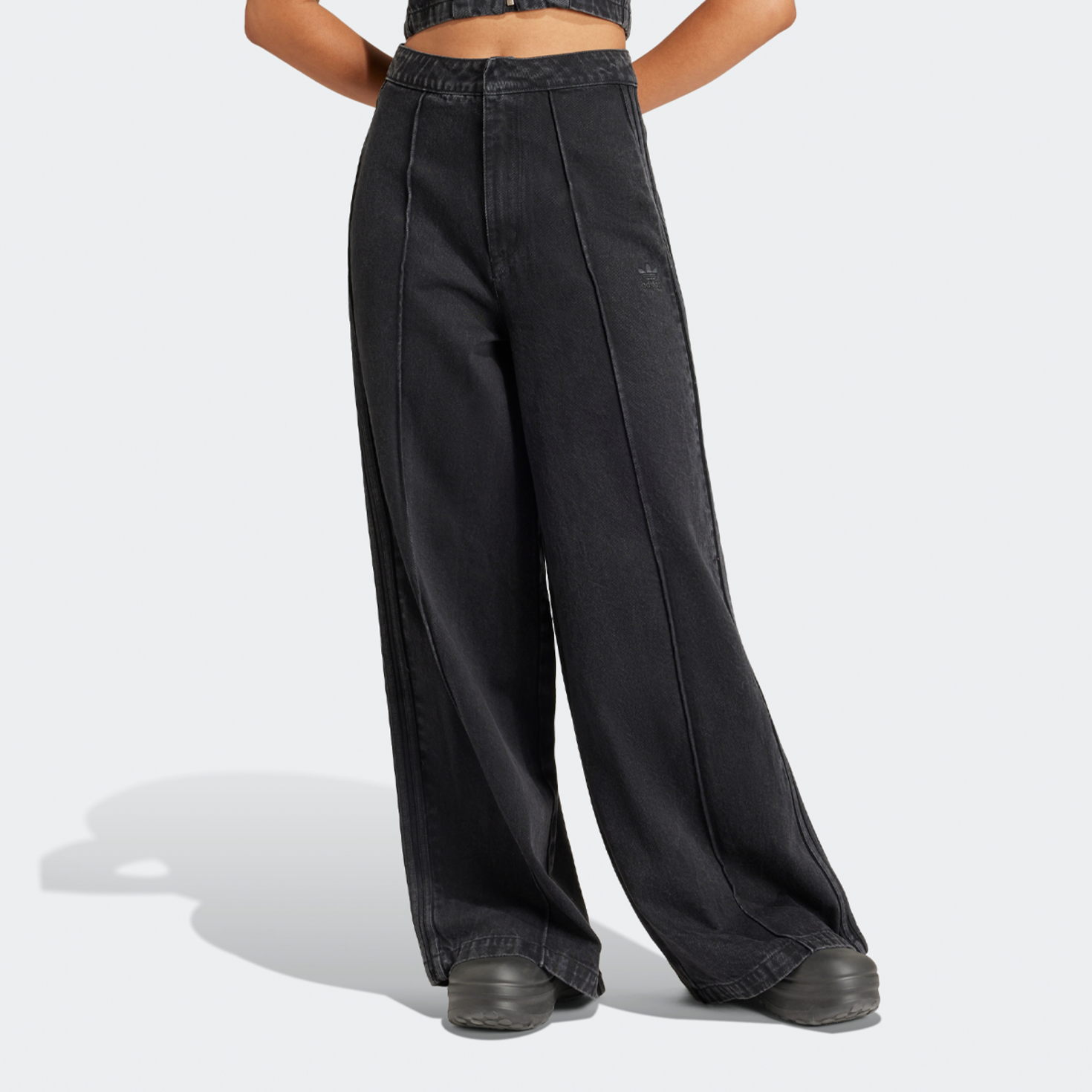 adidas Originals Montreal Jeans noir kaufen