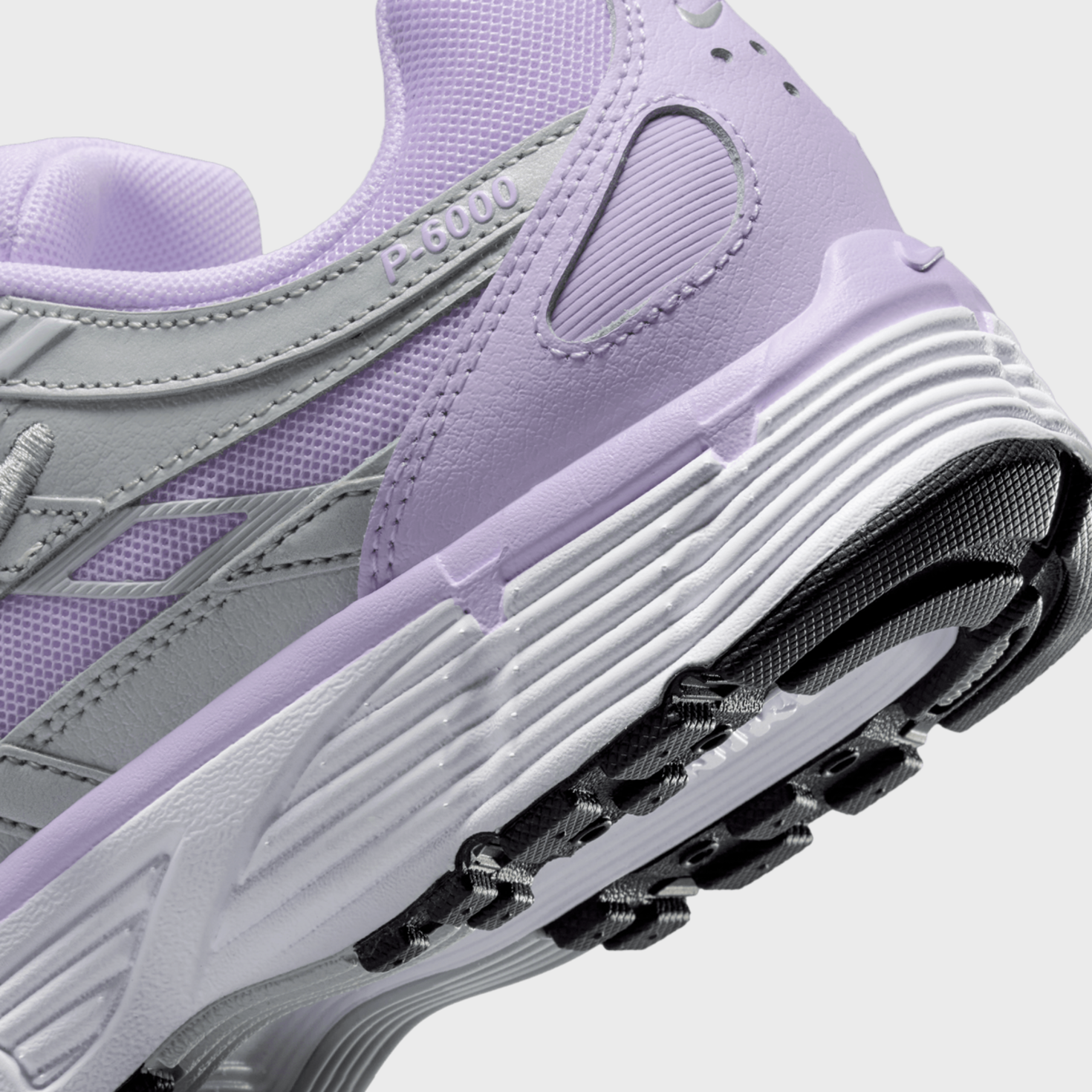 WMNS P 6000