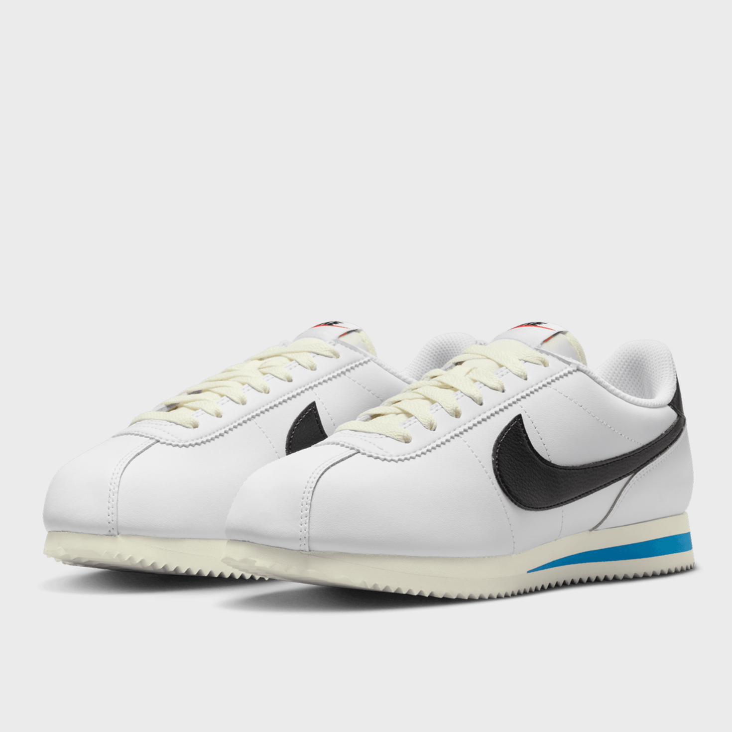 Kupi Nike Cortez blanc SNIPES