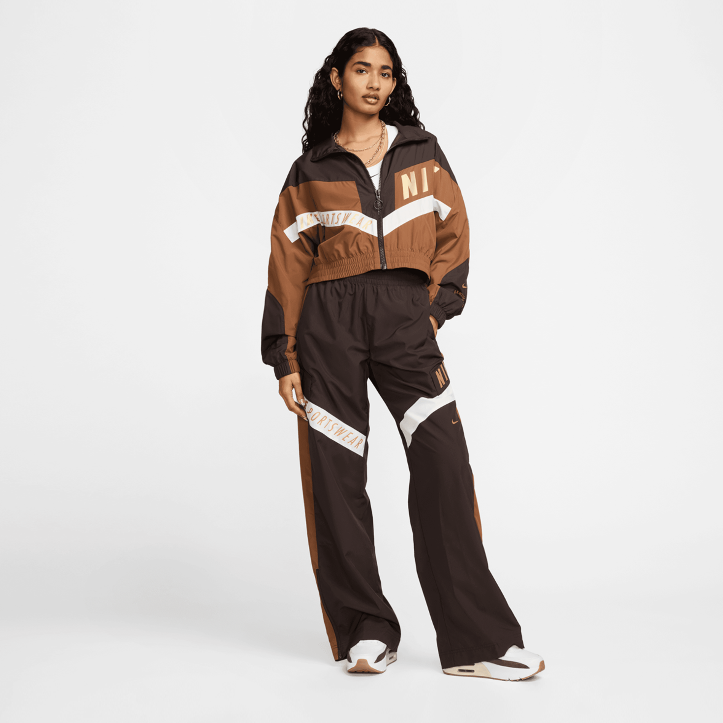 Acheter Nike Sportswear Woven Jacket braun SNIPES