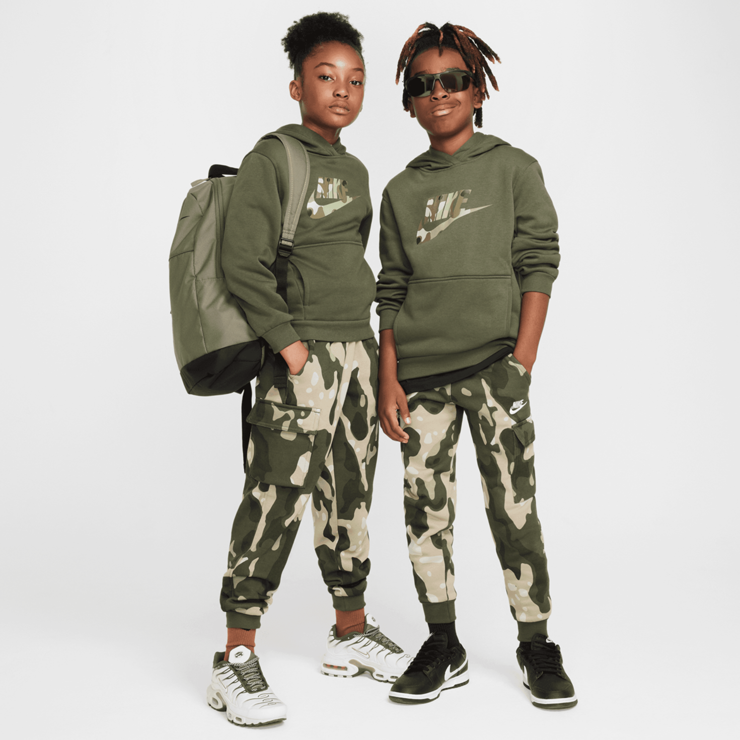 Acquista Nike Sportswear Club Fleece Hoodie vert SNIPES