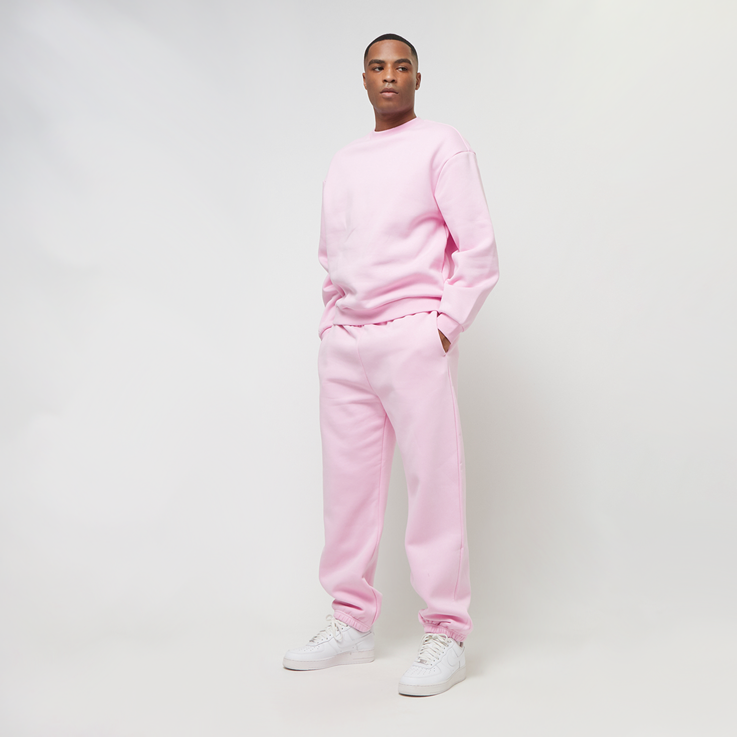 Shop Urban Classics Fluffy Sweatpants softpink ro owy SNIPES