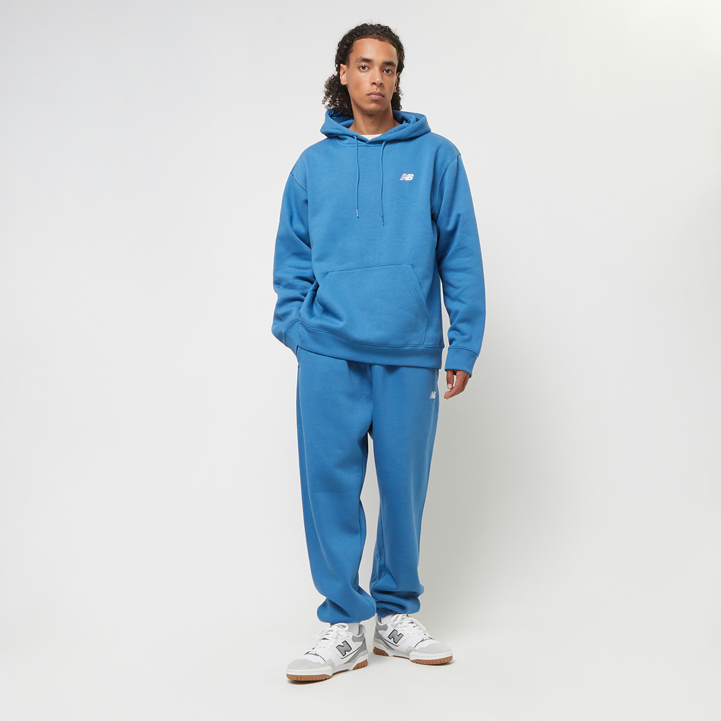 SPORT ESSENTIALS FLEECE JOGGER blue agate 423