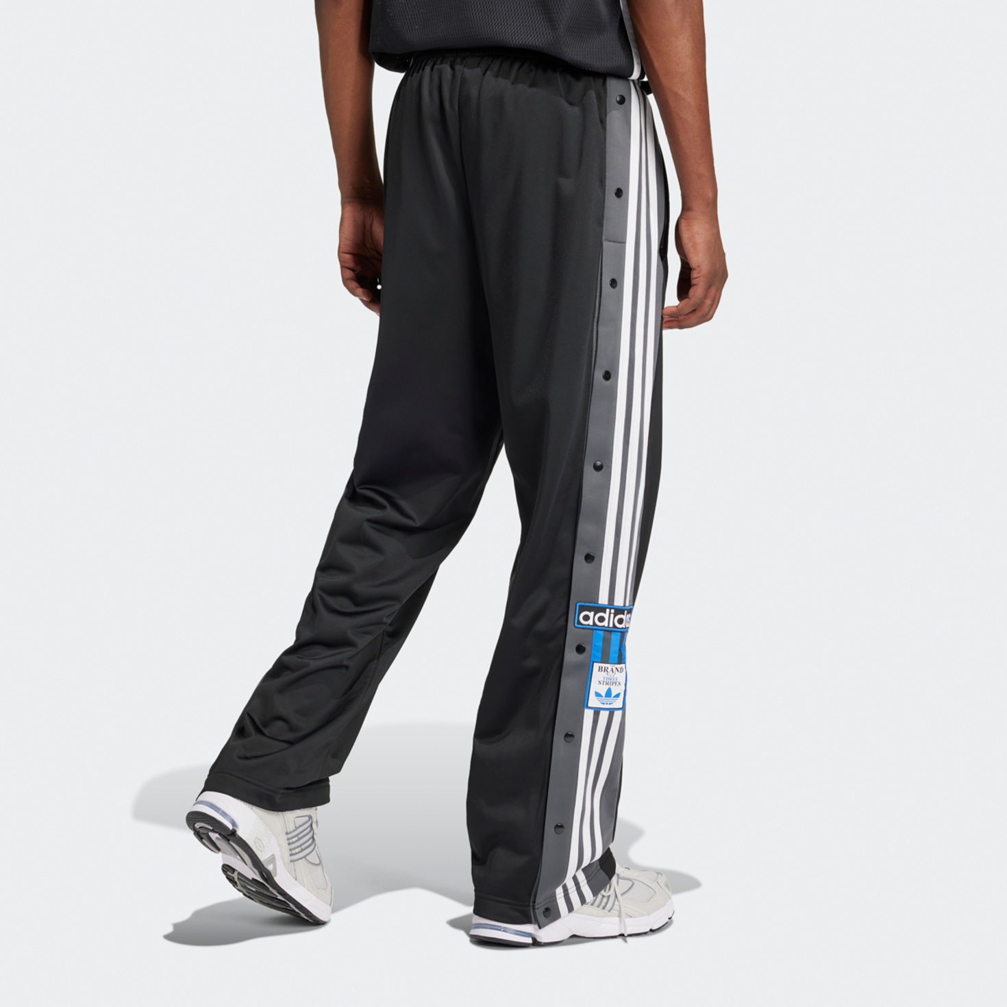 Shop adidas Originals Adibreak Hose schwarz