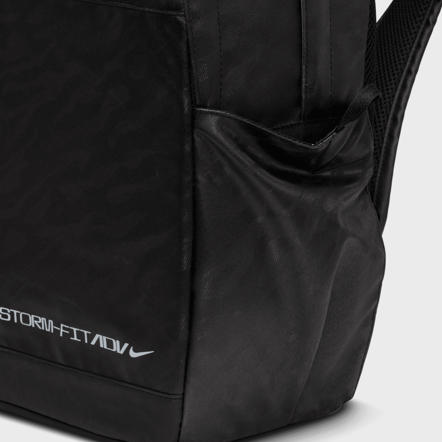 Nike Elemental Pro Strom Fit ADV BKPK black