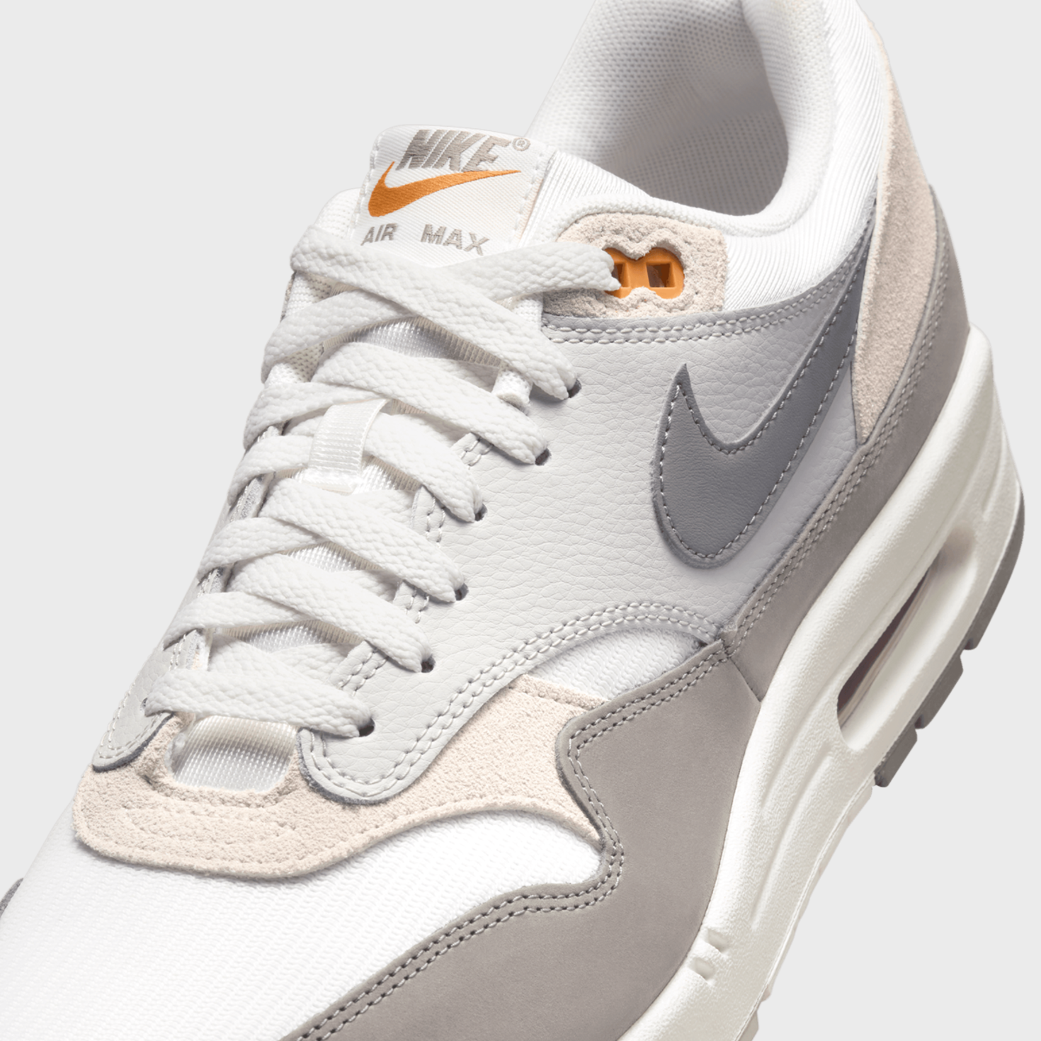 Nike air max 1 se white store
