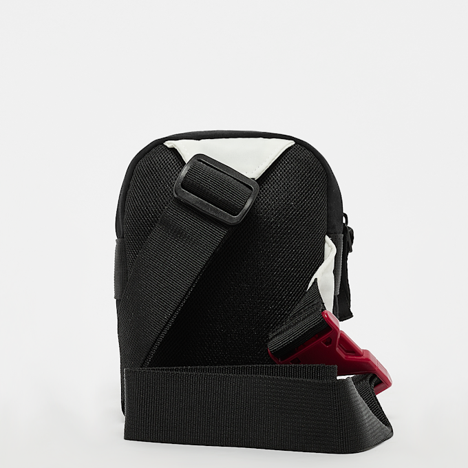 Kupi Jordan Jan Airbone Hip Bag crna SNIPES