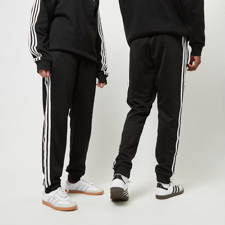 Shop adidas Originals adicolor Superstar Jogging broek zwart SNIPES