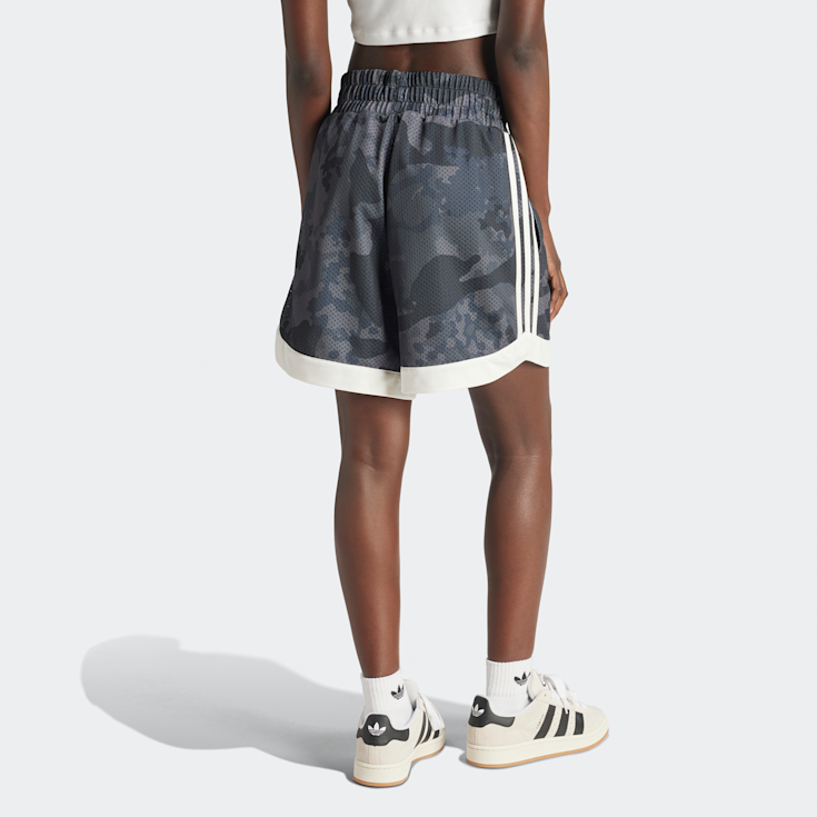 Acquista adidas Originals Mesh Basketball Short bianco SNIPES