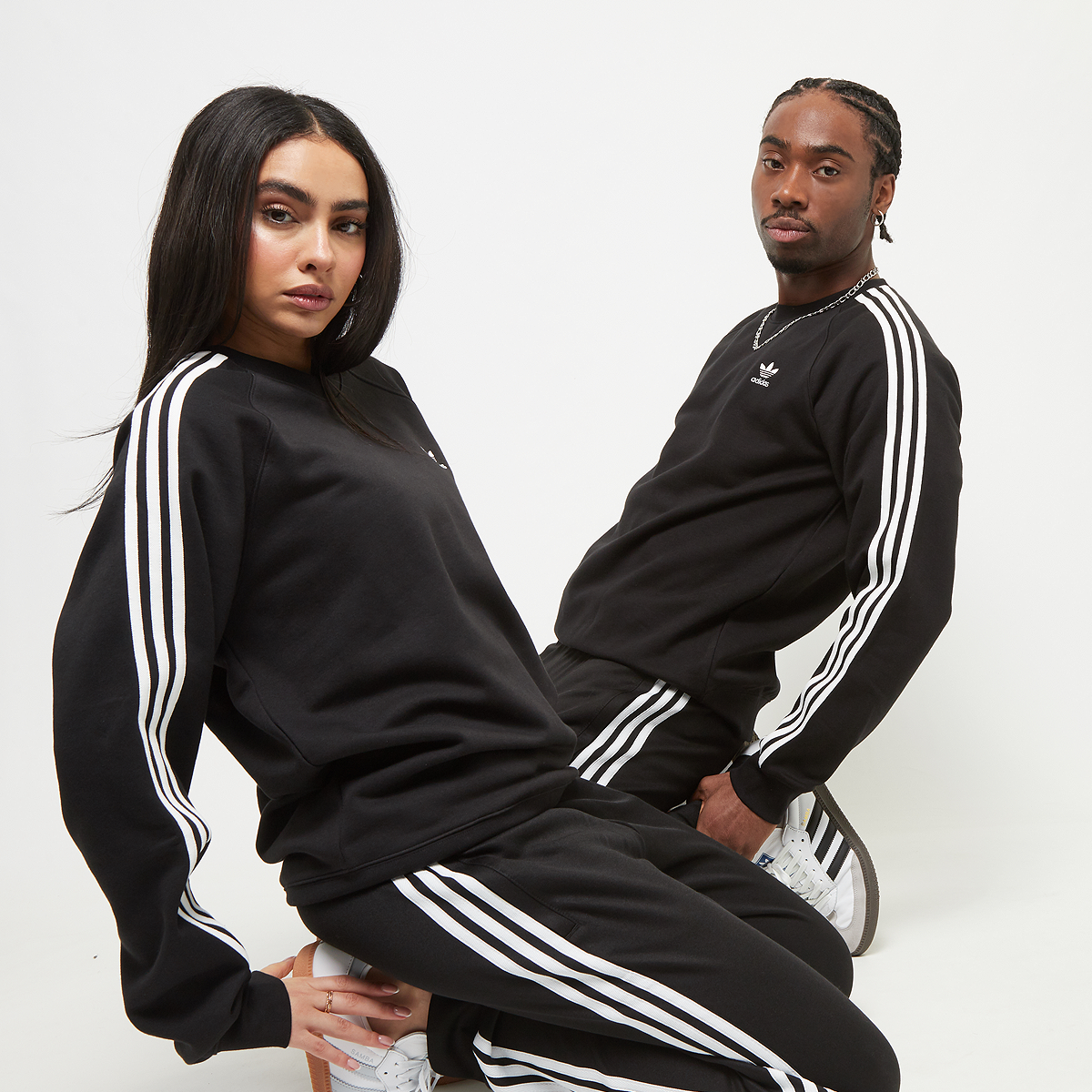 Kupi adidas Originals adicolor 3 Stripes Crew Sweatshirt preto SNIPES