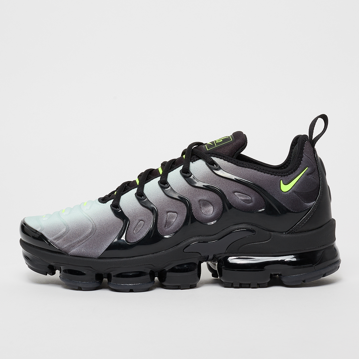 Kupi Nike Air VaporMax Plus crna SNIPES