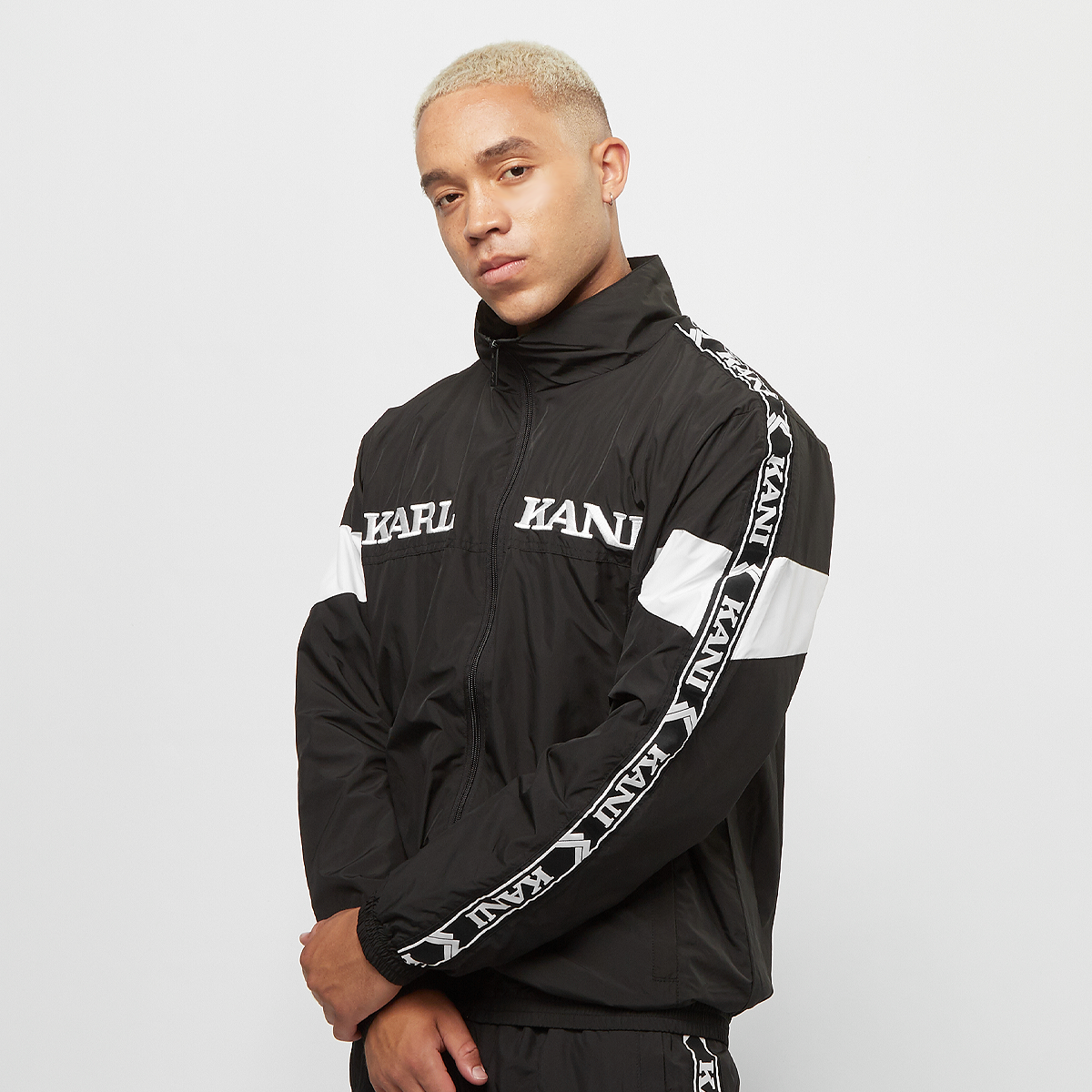 Karl Kani Retro Tape Trackjacket schwarz (KKMQ32024BLK) kaufen - Main Image