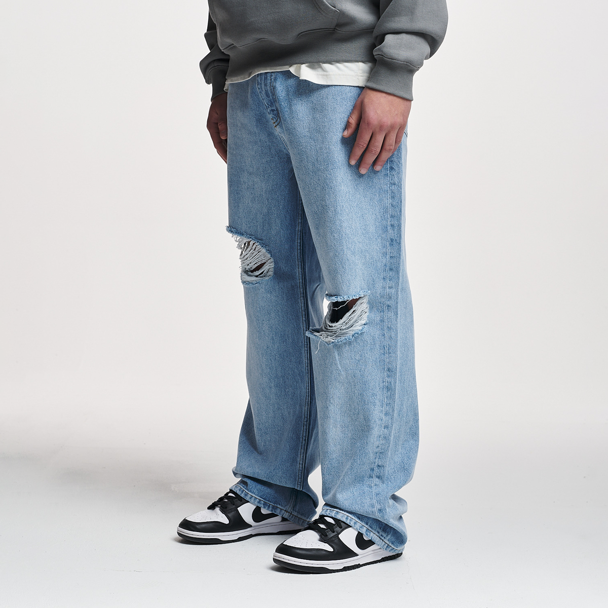 2Y STUDIOS Anduin Ripped Baggy Jeans azul (J-B-10002-LBLUE)
