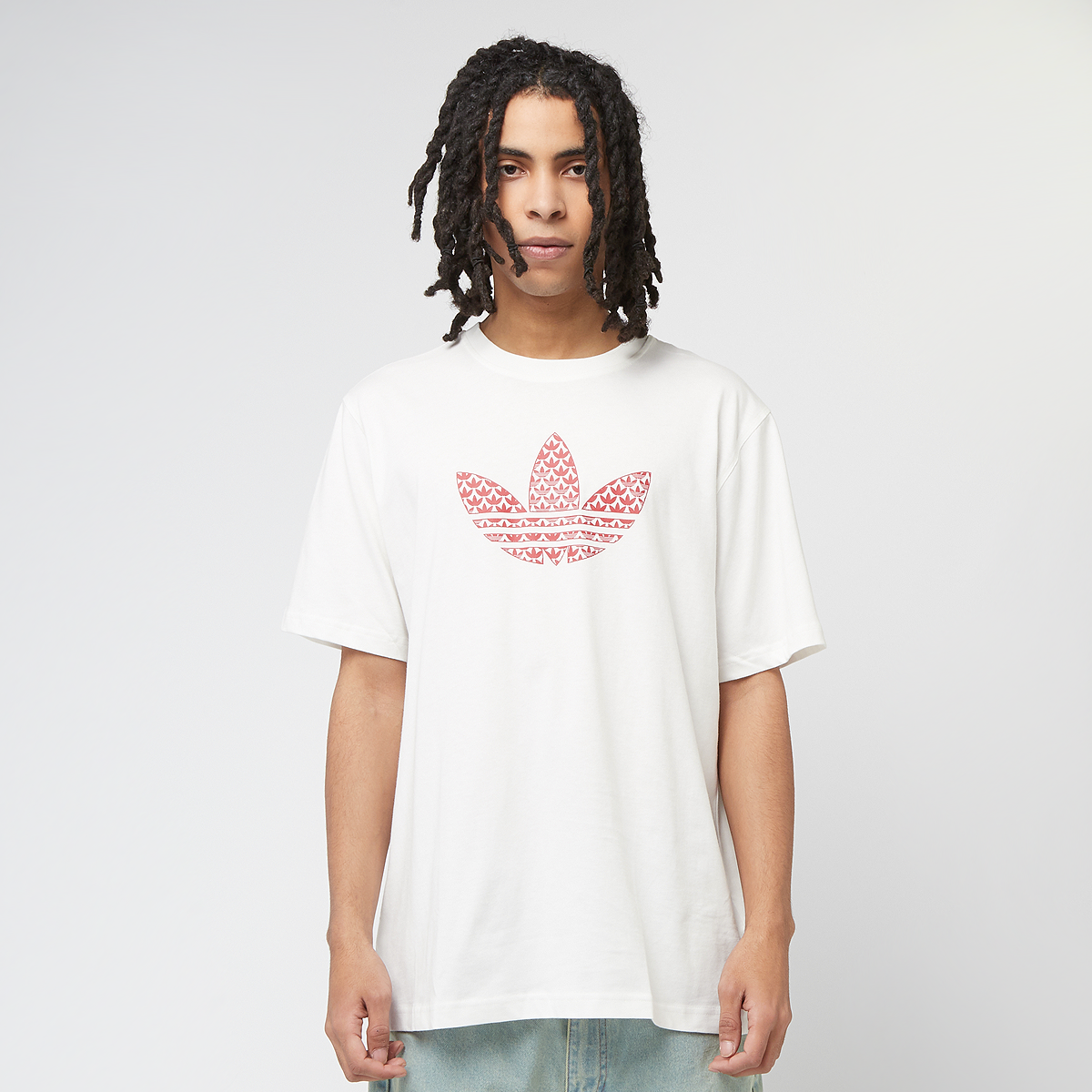 Adidas t shirt with jeans online