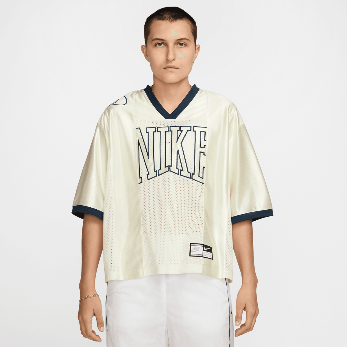 Nike Sportswear Street Shortsleeve Grafik Jersey Top beige