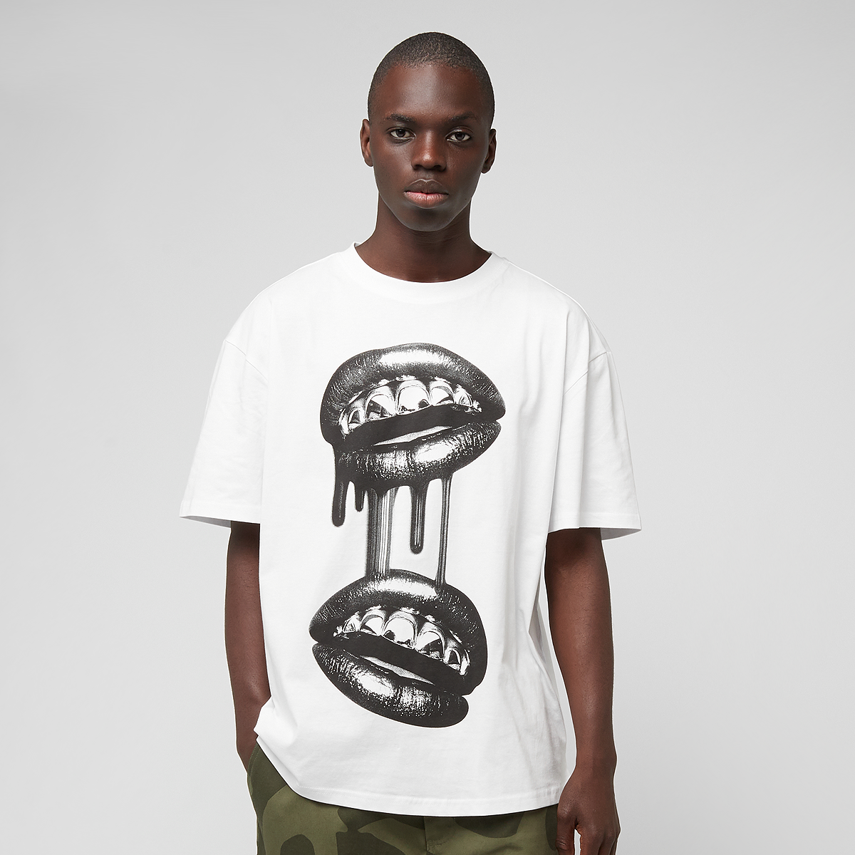 Maglietta Mister Tee Uomo | Girocollo, Vestibilità Slim, Orlo Curvo | Cotone Misto