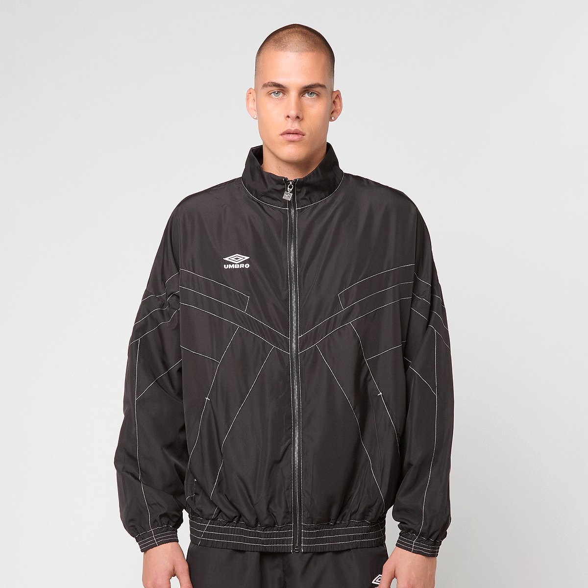 Umbro Relaxed Track Jacket zwart | 66700U-060 | SNIPES