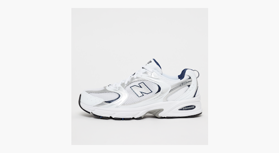 Snipes new balance store