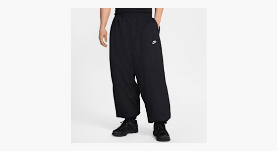 【Nike】Sportswear Woven Pants W Black ★送料・関税込★ Nike Club Woven Oversized Track Pants czarny (HQ6114-010)