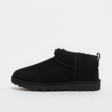 靴 UGG CLSSIC ULTRA MINI BLK UGG Classic Ultra Mini zwart | 1116109-BLK | SNIPES