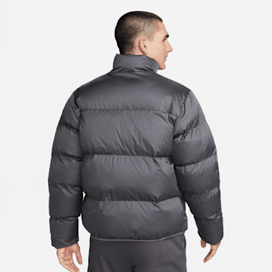 Nike Sportswear Club Puffer-Jacke czarny (FB7368-068)
