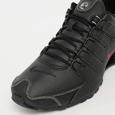 Nike Shox NZ zwart | 378341-017 | SNIPES