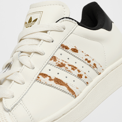adidas gazelle silver green womens adidas Superstar ADV Cloud White / Core Black Shoes main image 0