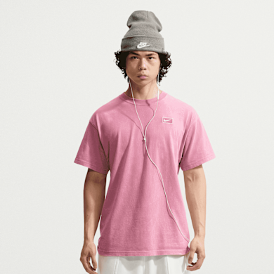 Nike Sportswear Graphics Short Sleeve Tee lichtroze | IX1946-649
