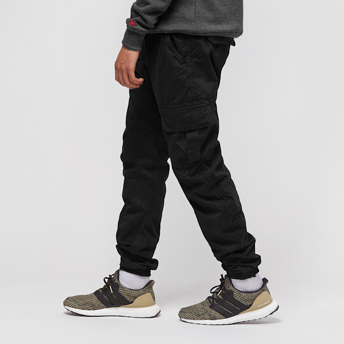 Urban Classics Cargo-Hose Jogging crna 1818 2