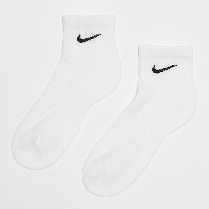 Nike 3 PACK - Everyday Cushioned Training Ankle Socks blanco 1873 1