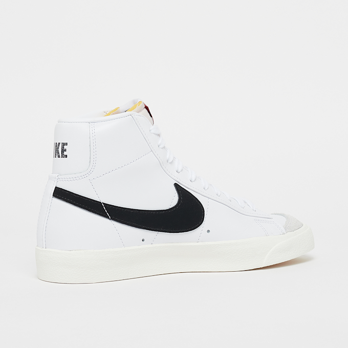 Nike WMNS Blazer Mid '77 blanc 508 3