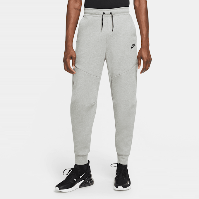 Nike Sportswear Tech Fleece Joggers grau 589 1