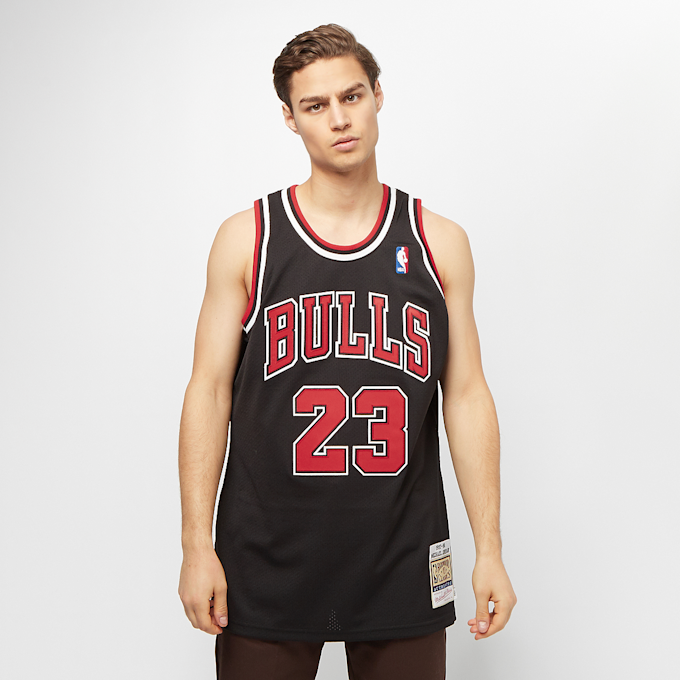Mitchell & Ness 01880595 preto 711 1