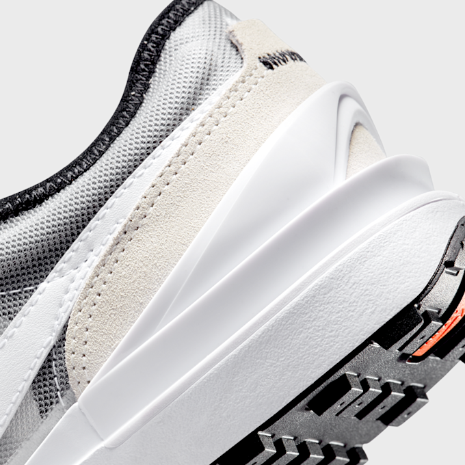 Nike   Waffle One (GS) weiß 2106 8