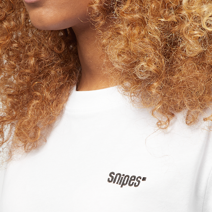 SNIPES Small Logo Essential Tee blanco 2210 3