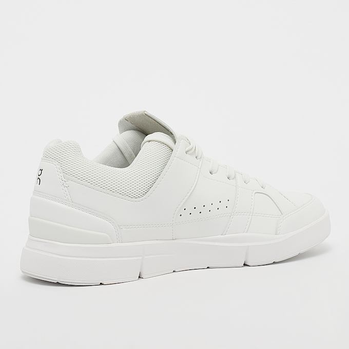 On The Roger Clubhouse bijela 2310 3