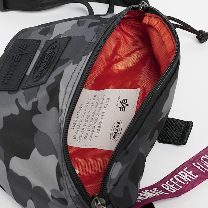 Eastpak SPRINGER Alpha Camo višebojno 40841 3