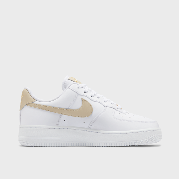 Nike WMNS Air Force 1 '07 Essential bianco 2517 2