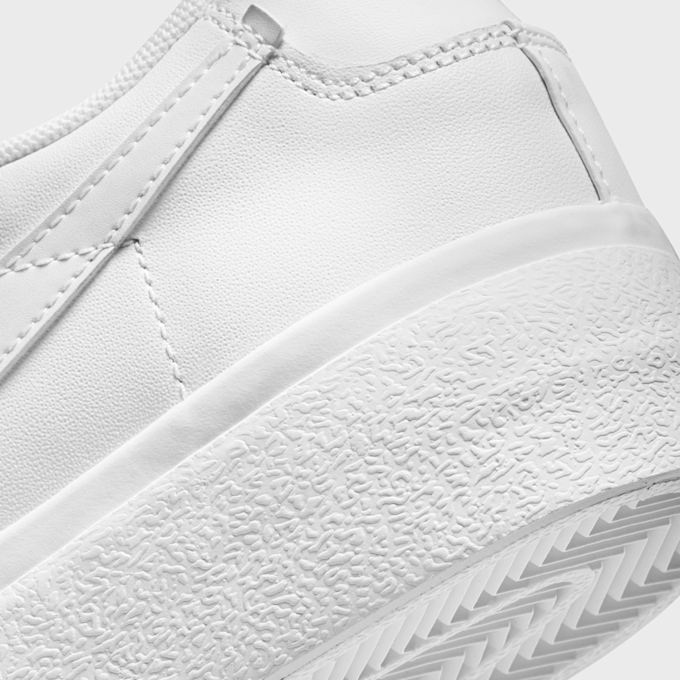 Nike WMNS Blazer Low Platform blanco 2523 7