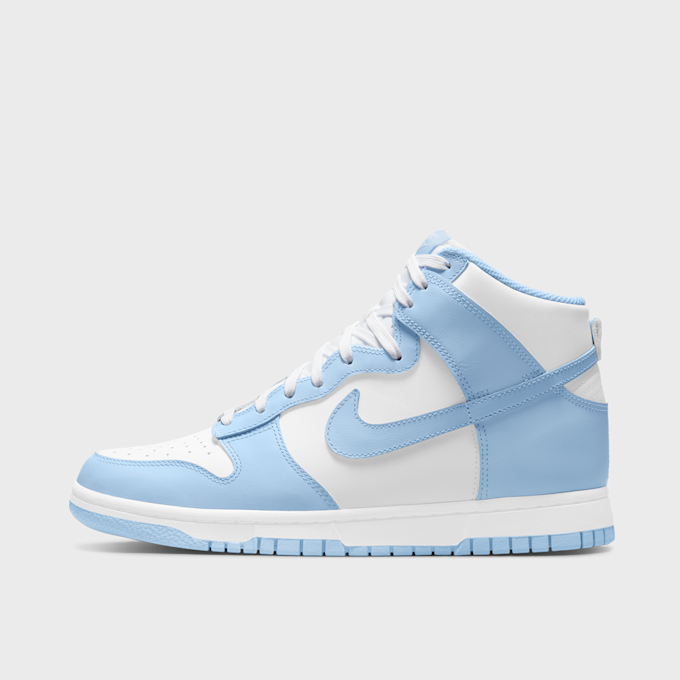 Nike WMNS Dunk High wit 2529 1