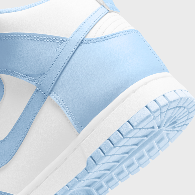 Nike WMNS Dunk High wit 2529 8