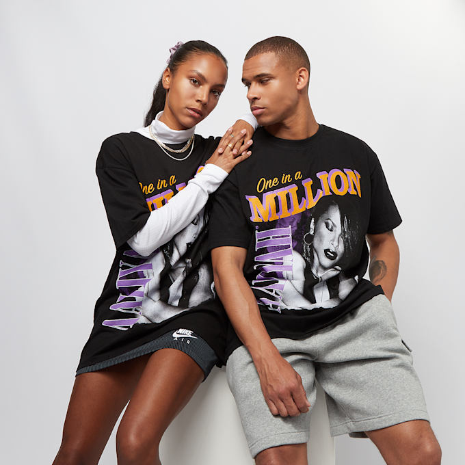 Artist by Mister Tee Aaliyah One In A Million Oversize Tee black schwarz 47389 1