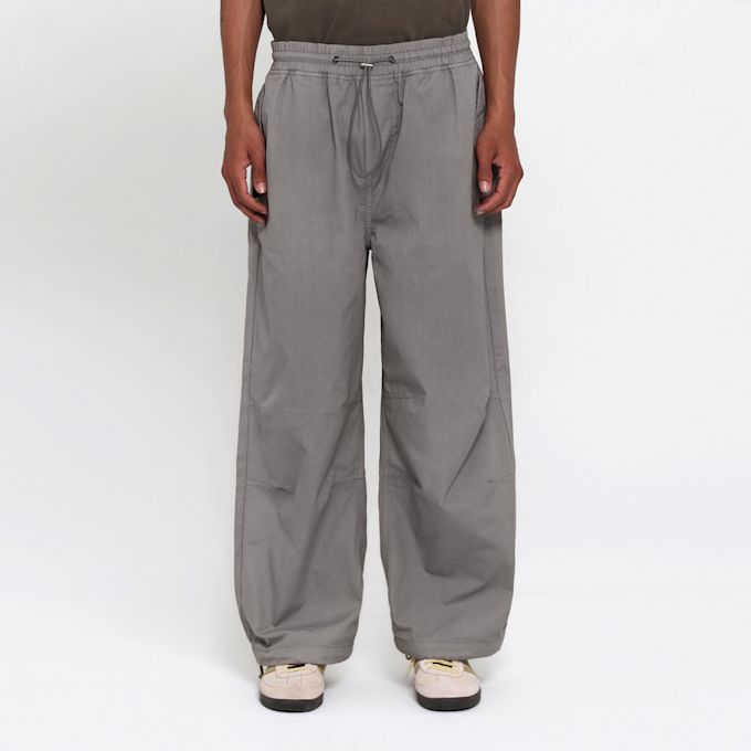 Nike 01998592 noir 3159 1