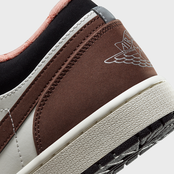 Jordan Air Jordan 1 Low SE castanho 3284 6