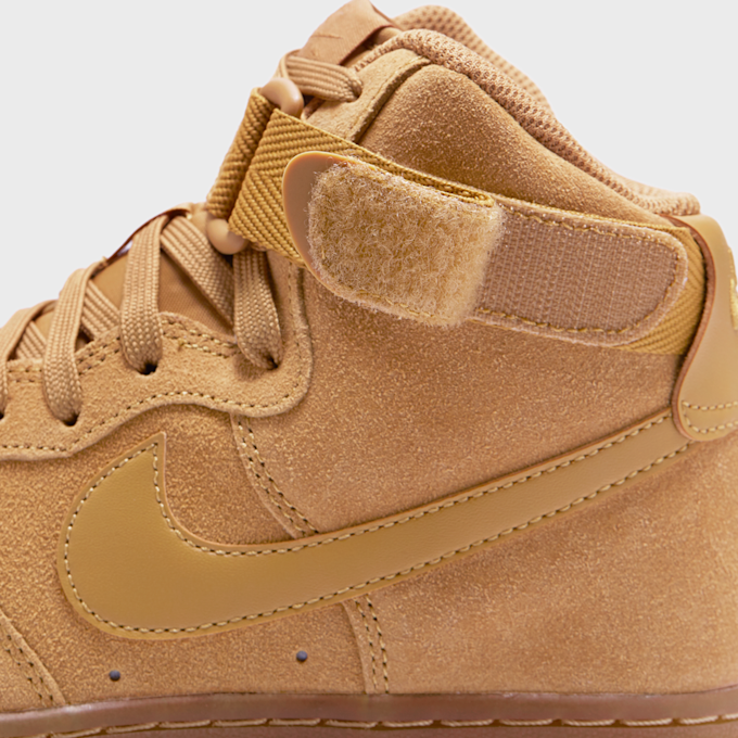 Nike Air Force 1 High LV8 3 (GS) marrone 3323 9