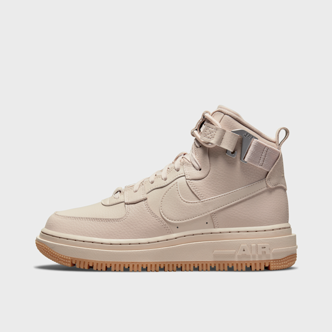 Nike WMNS Air Force 1 High Utility 2.0 brun 7014 1