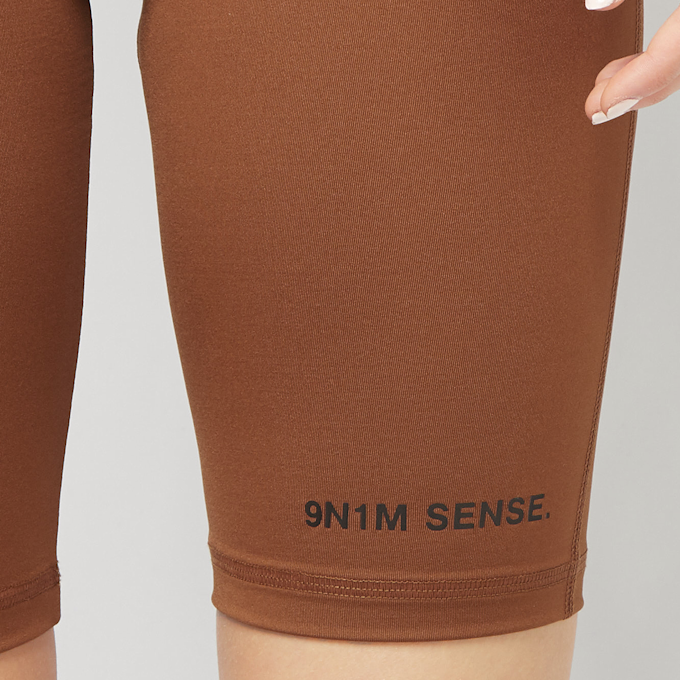 9N1M SENSE Logo Leggings Short brązowy 4815 3