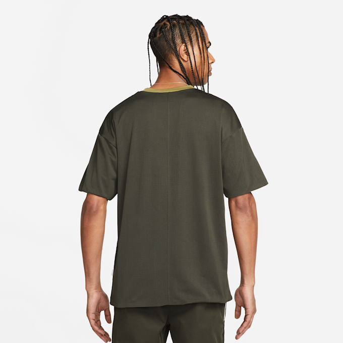Nike Sportswear Style Essentials Men's Reversible Short-Sleeve Top vert 9612 2
