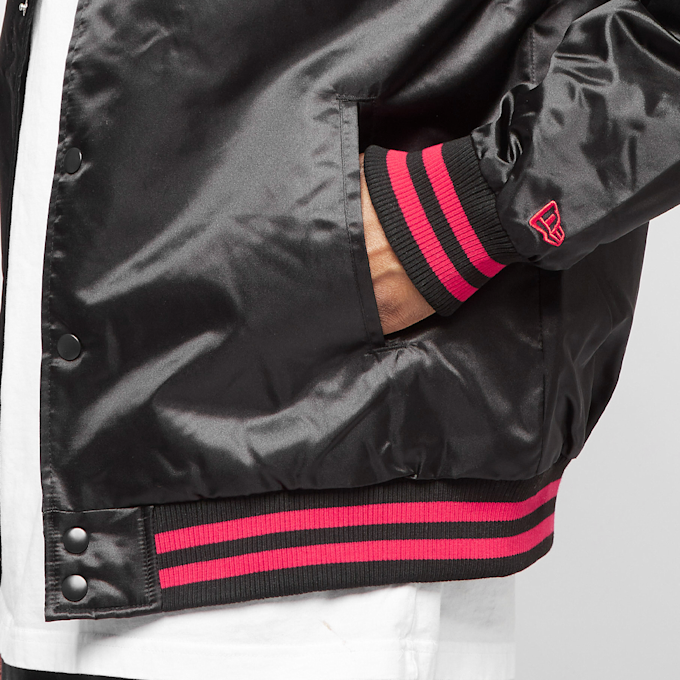 New Era 02065564 crna 9871 4