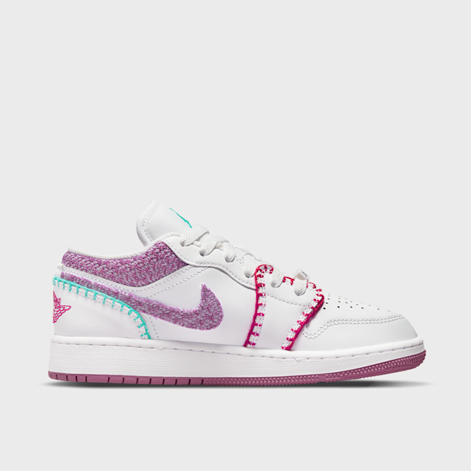 Jordan Air Jordan 1 Low SE (GS) biały 9897 2